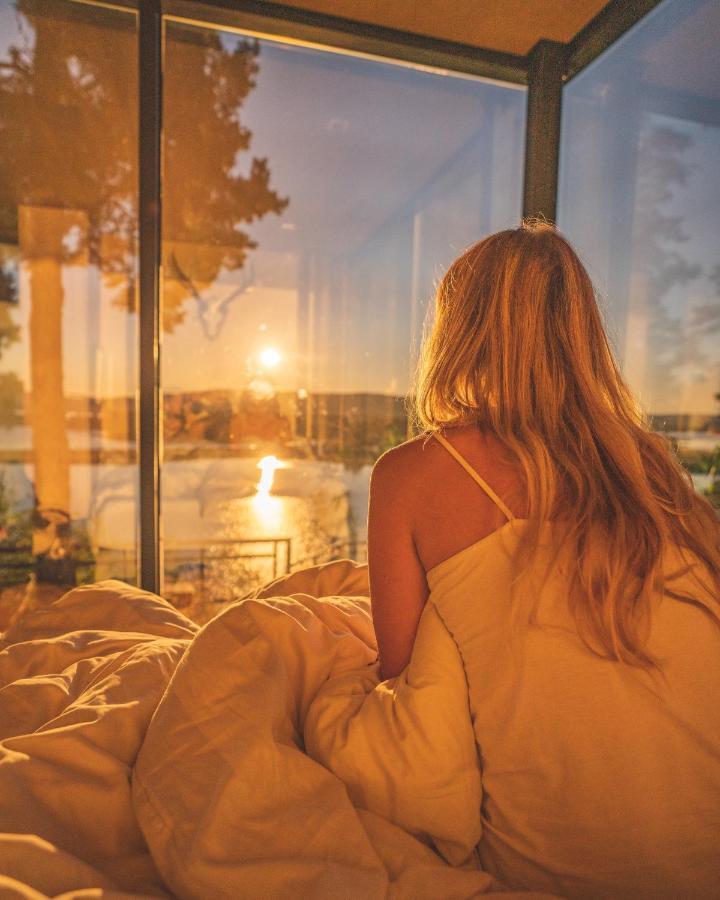 The Wonderinn Mirrored Glass Cabin - Wonderinn Delta Hektner ภายนอก รูปภาพ